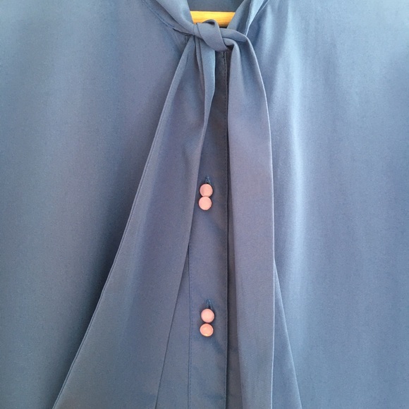 Vintage necktie blouse, sz med - Picture 6 of 10